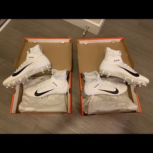 Nike Alpha Menace Elite 2 football cleats